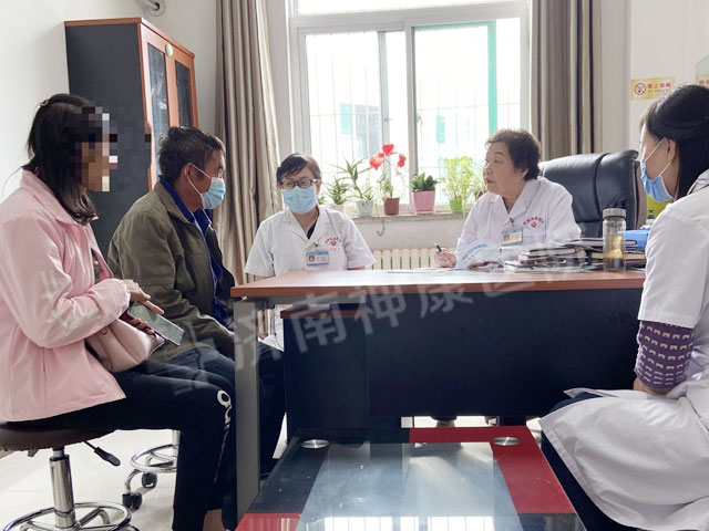 【会诊纪实】原省精专家张淑芹坐诊 首场会诊火热启动